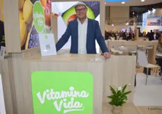 Tobia Gierling, representante de la argentina Vitamin Vida, dice que es la primera vez que la empresa expone en la feria. Suministra y envía limones todo el año.